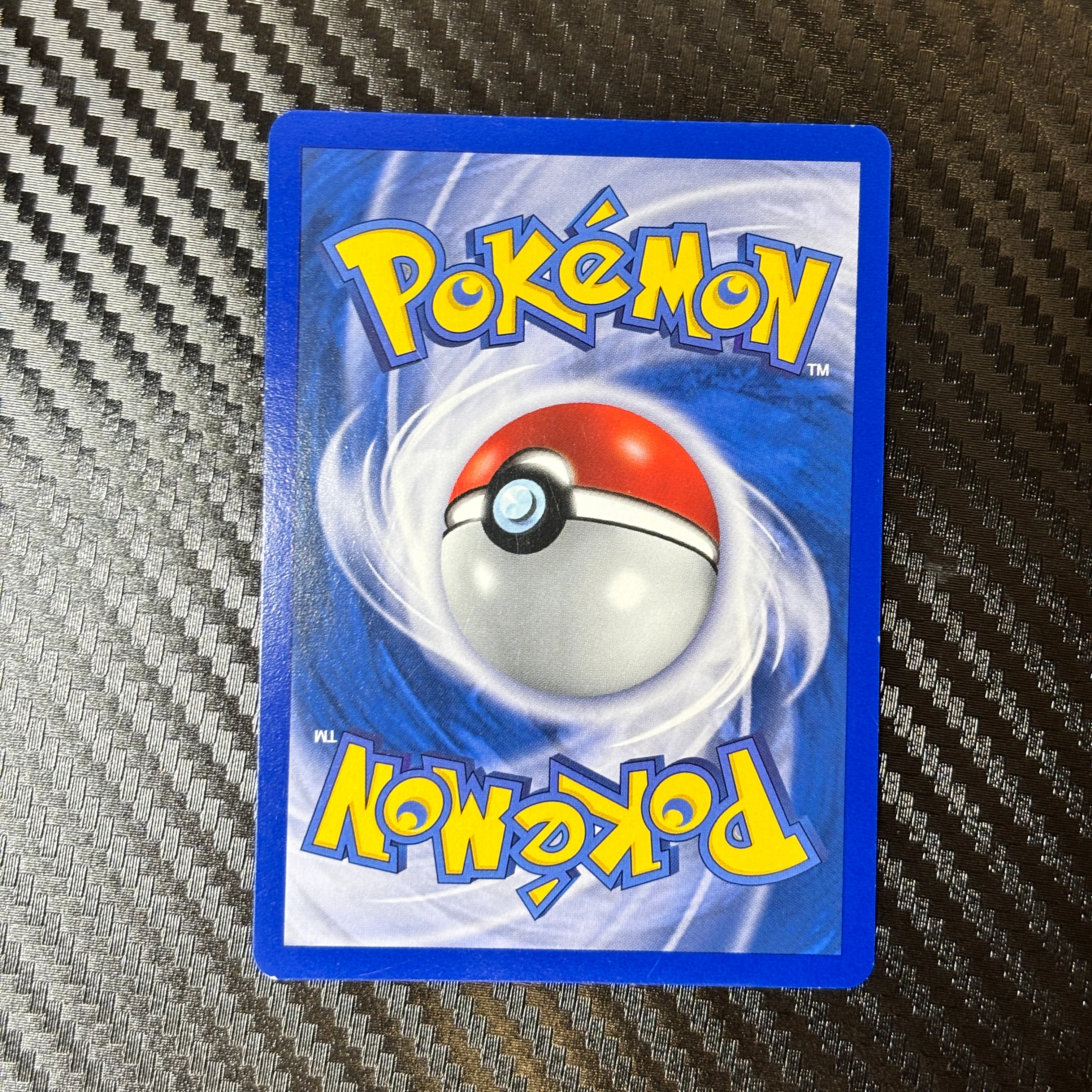 Latias 21/110 Fantômes holon 21/110 – NM