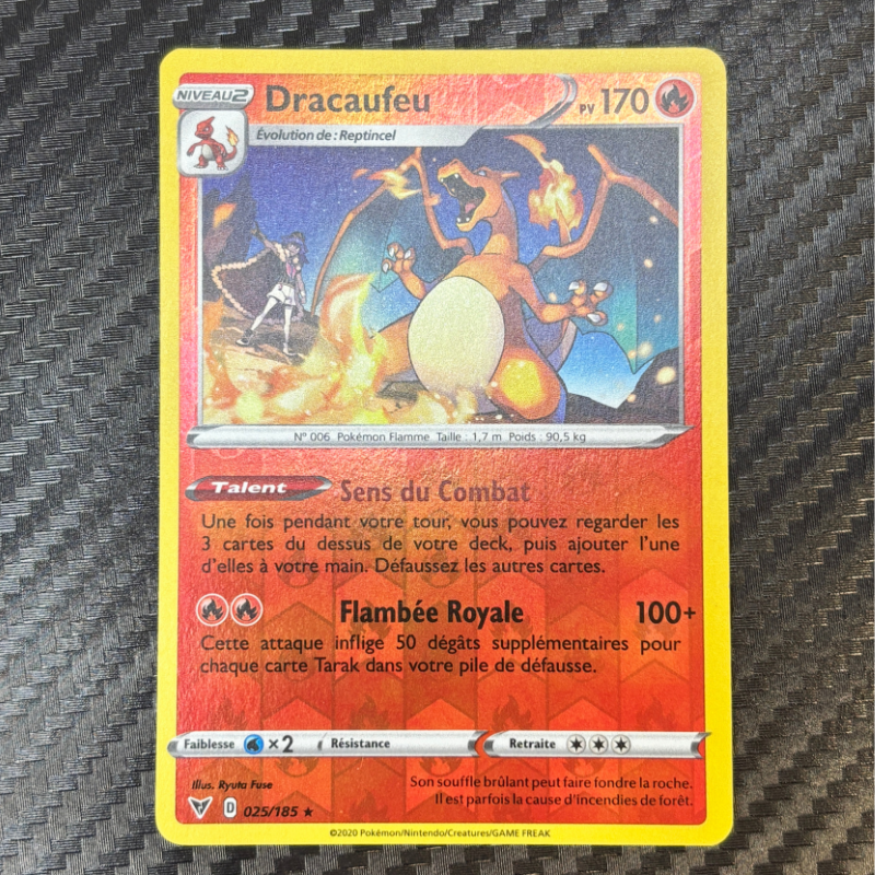 Dracaufeu 025/185 - Voltage Éclatant- NM