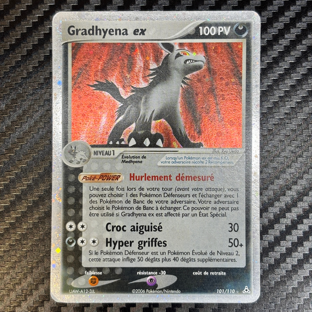 Grahyena 101/110 Fantômes Holon – EXC+