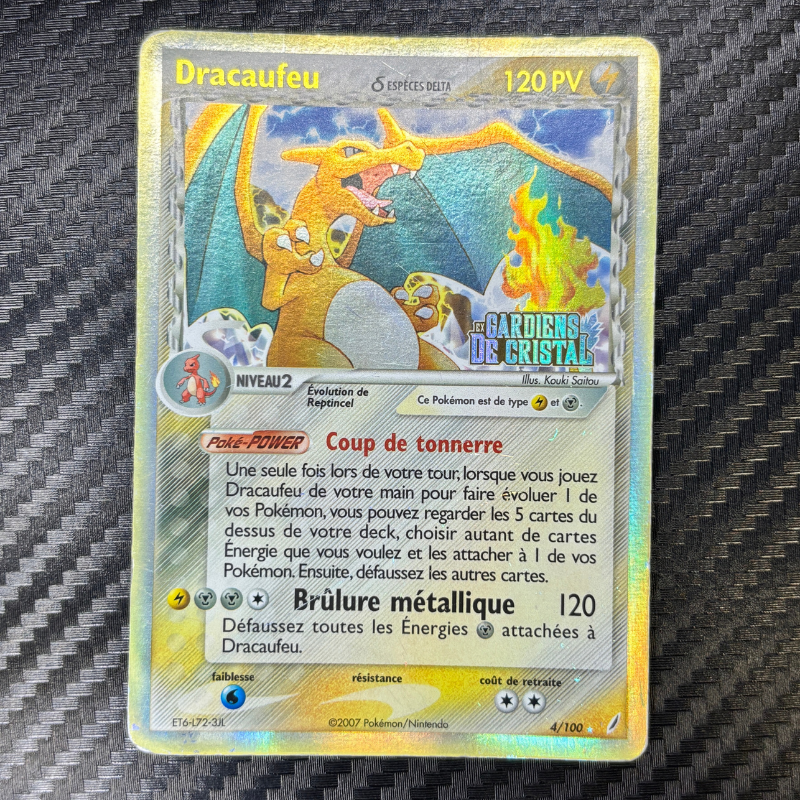 Dracaufeu 4/100 - Gardiens de Cristal