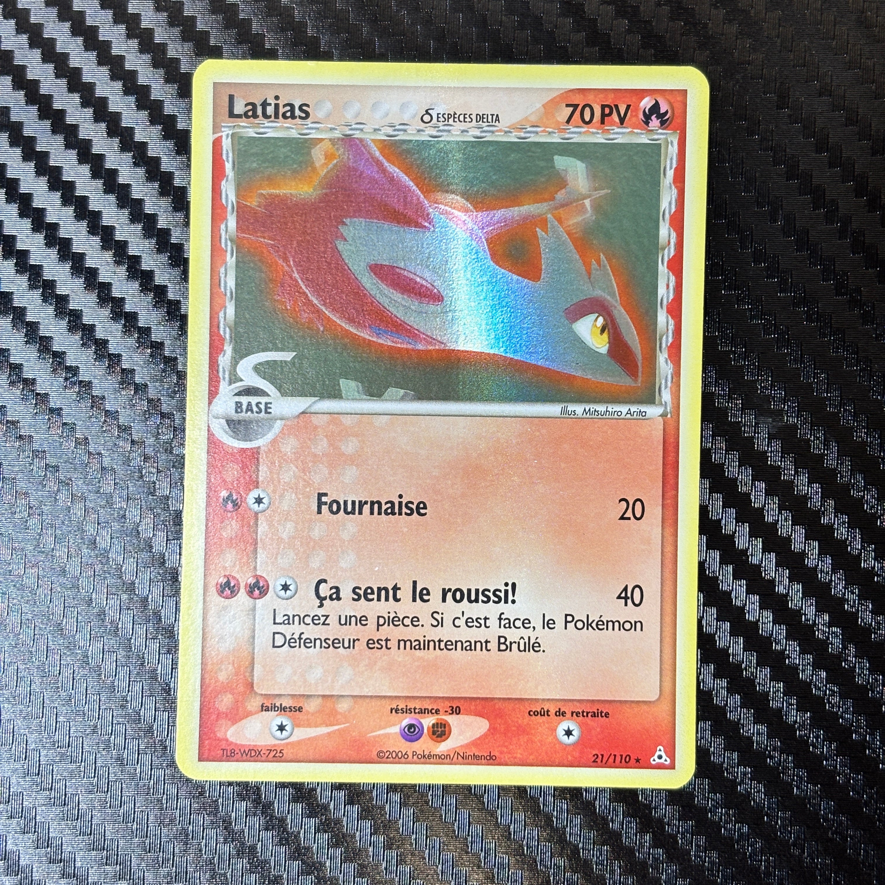 Latias 21/110 Fantômes holon 21/110 – NM