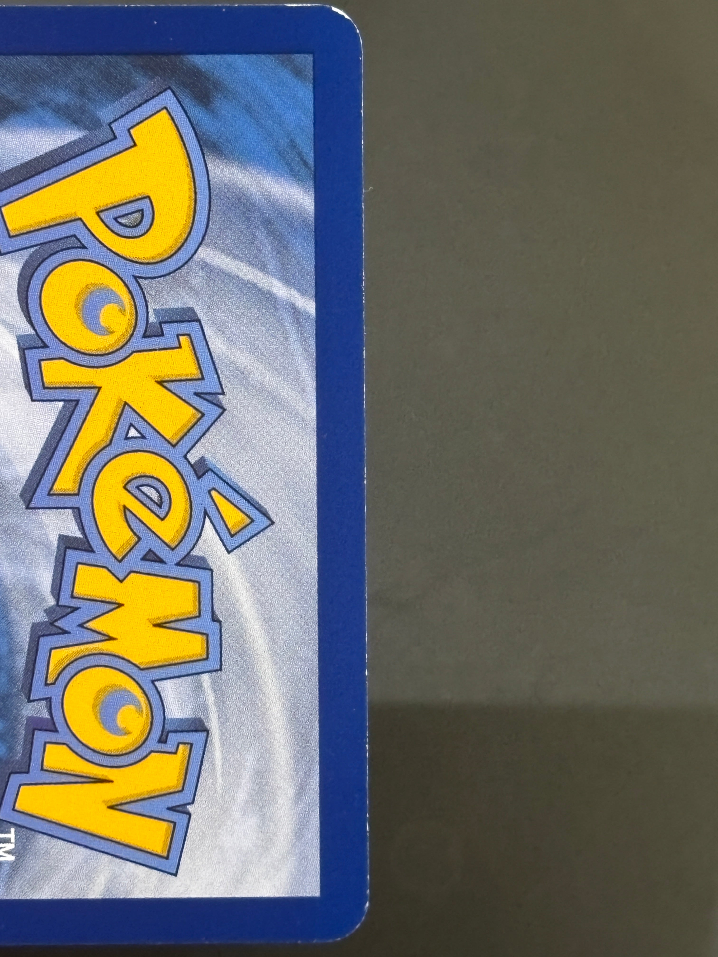 Mewtwo ex de la Team Rocket 231/182 - Rivalités Destinées (légers défauts)